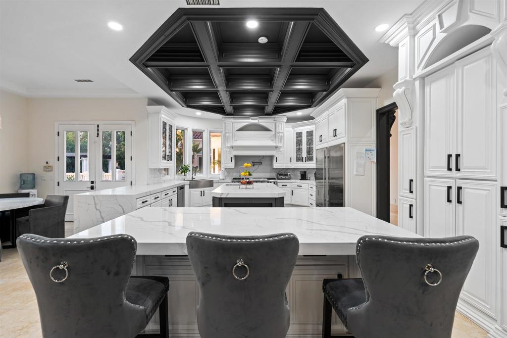 6998 Rancho La Cima Drive Rancho Santa Fe, CA 92067 - Photo 17 of 65