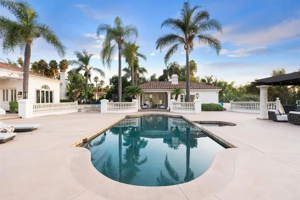 $6,795,000 | 6998 Rancho La Cima Drive, Rancho Santa Fe, CA 92067