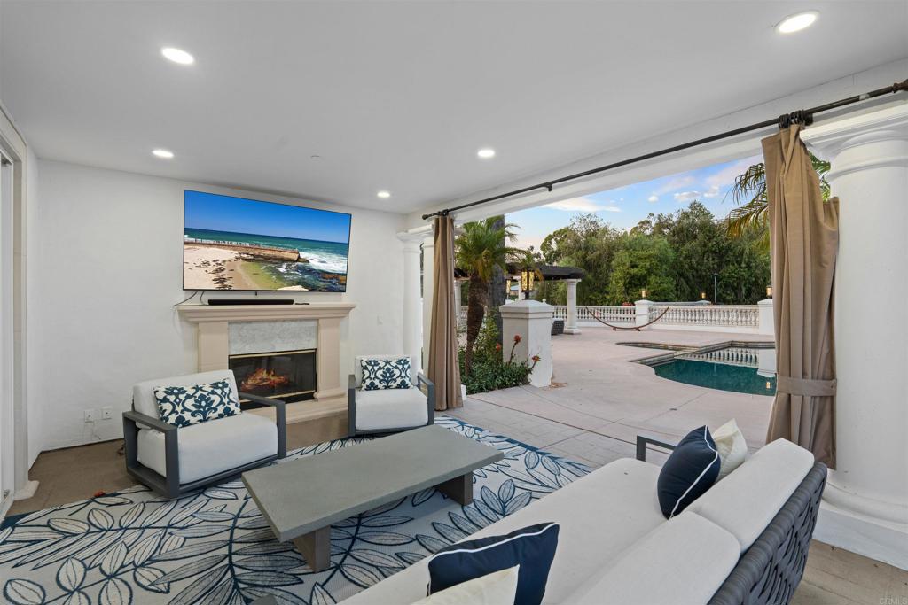 6998 Rancho La Cima Drive Rancho Santa Fe, CA 92067 - Photo 41 of 65