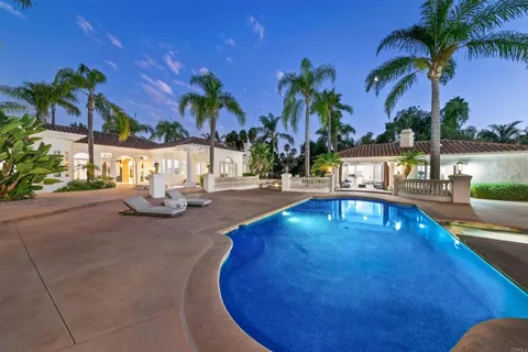$6,795,000 | 6998 Rancho La Cima Drive, Rancho Santa Fe, CA 92067