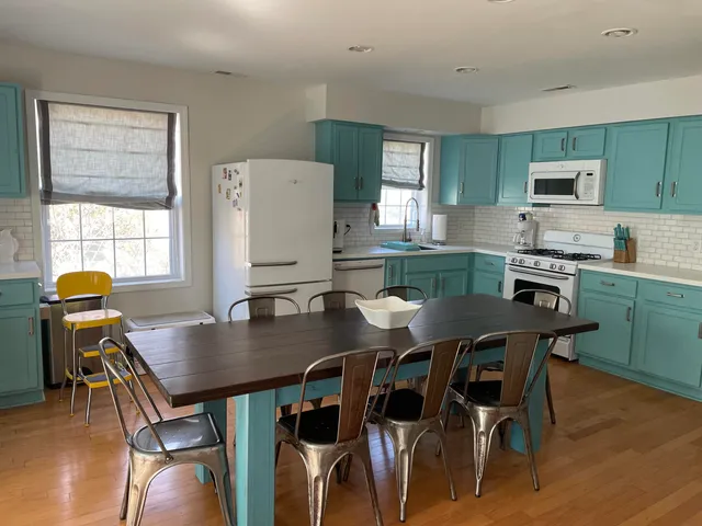 $6,500 | 217 East Ashley Avenue, Folly Beach, SC 29439