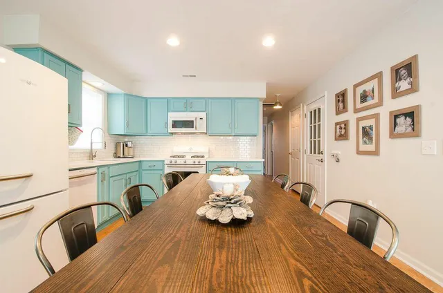 $6,500 | 217 East Ashley Avenue, Folly Beach, SC 29439