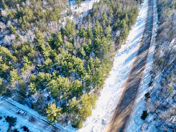 $26,000 | W7481 Stoll Lane, Daggett, MI 49821