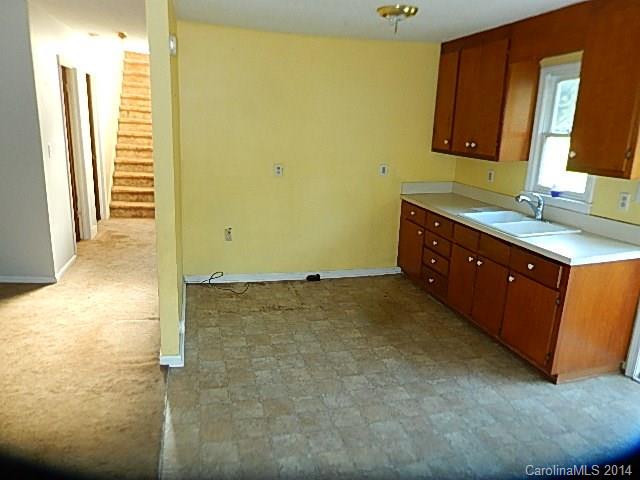 2002 G B Hill Road Monroe, NC 28110 - Photo 5 of 9