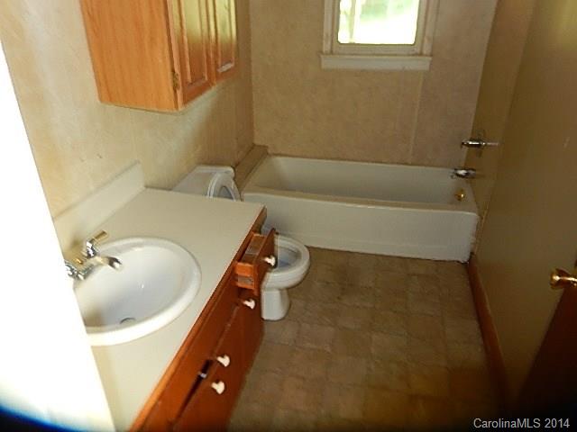 2002 G B Hill Road Monroe, NC 28110 - Photo 7 of 9