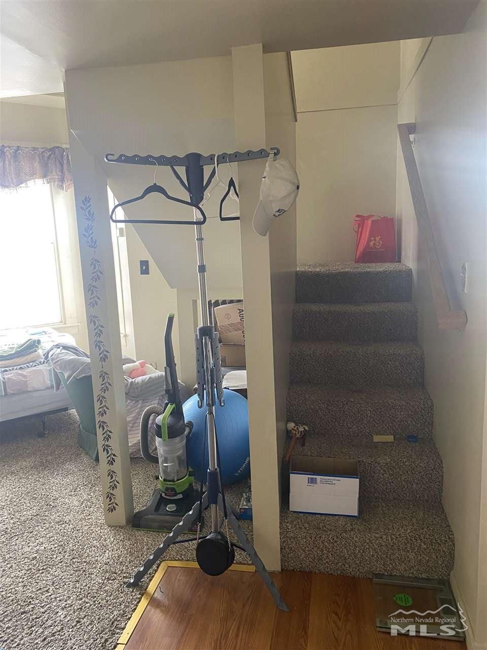 53 West 9th Street Reno, NV 89503 - Photo 16 of 33 a view of entryway