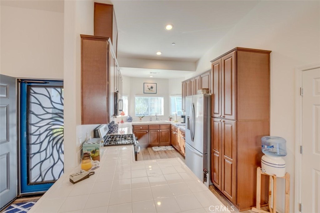 1526 South Fulton Court Santa Maria, CA 93458 - Photo 10 of 39