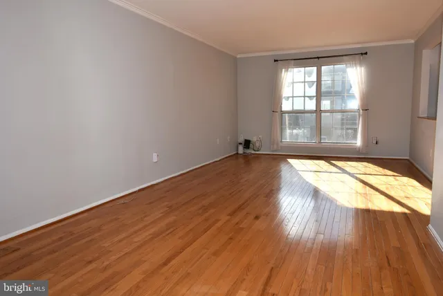 $2,600 | 4706 Leyden Way, Ellicott City, MD 21042