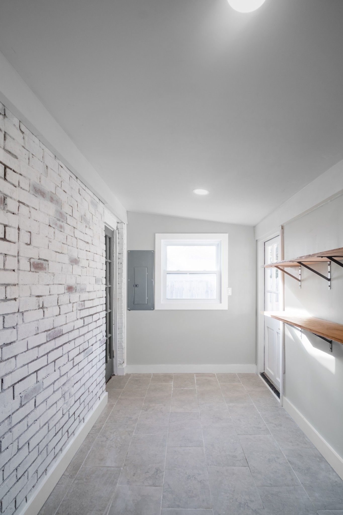 337 Harris Street Madison, TN 37115 - Photo 16 of 18 a view of walk in closet with window