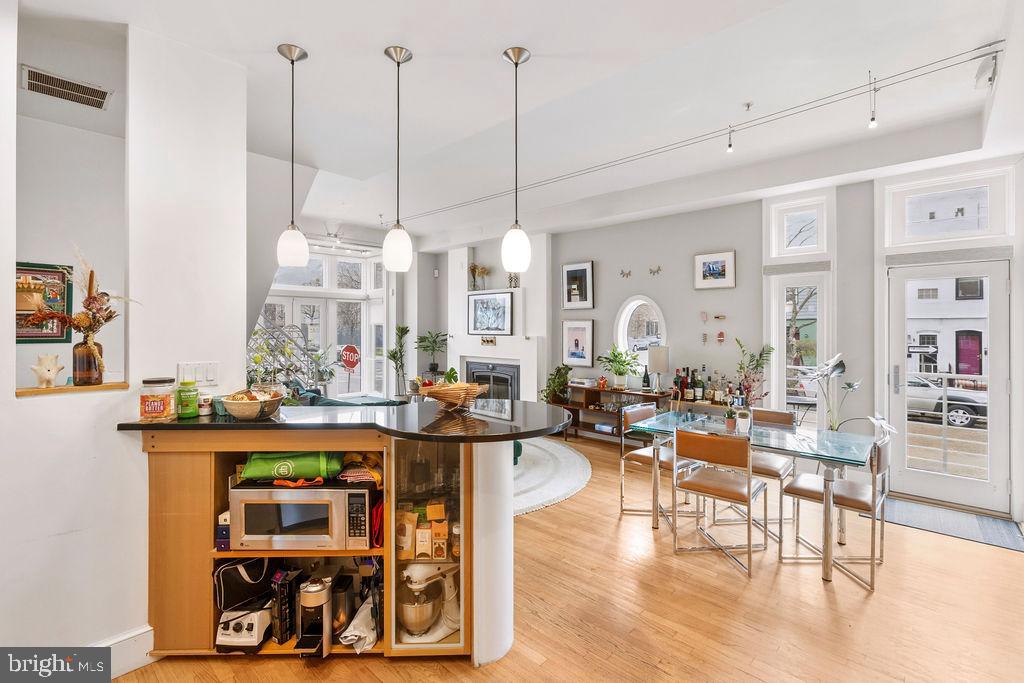 2131 10th Street Northwest, Unit 2 Washington, DC 20001 - Photo 12 of 33 Dining & Living Area