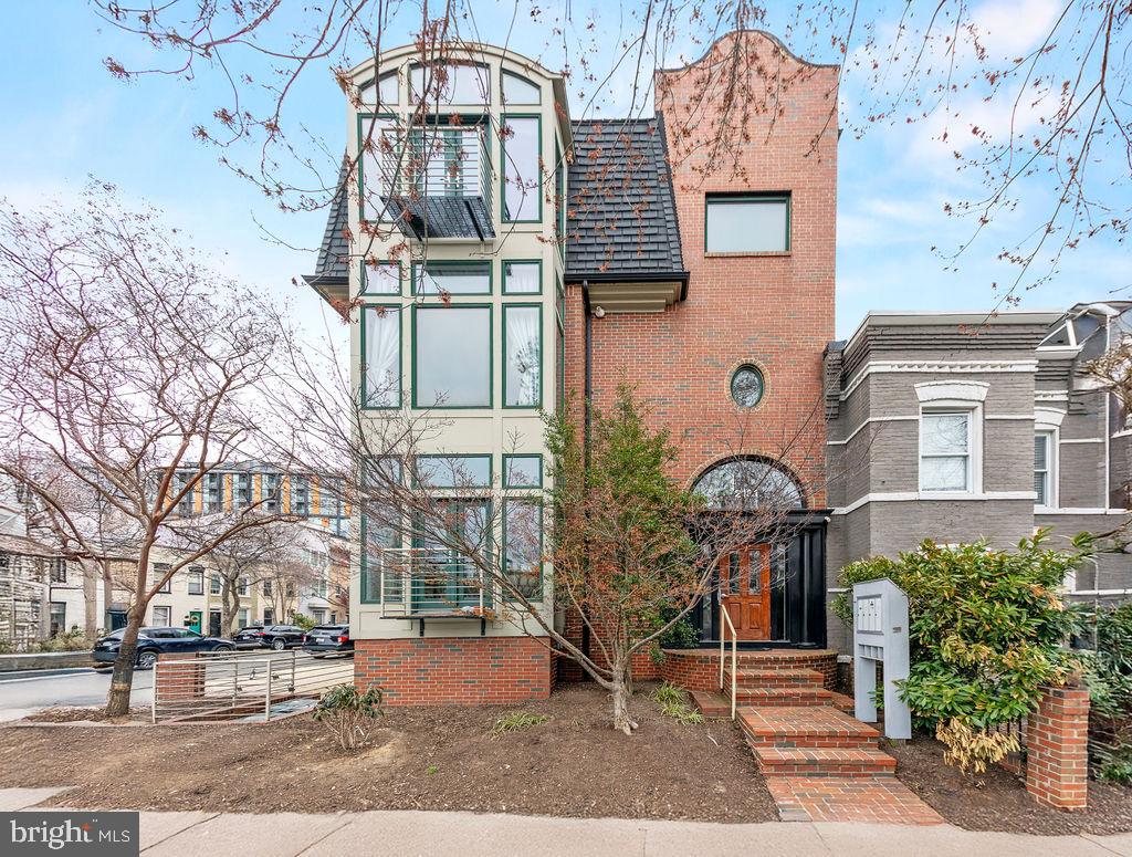 2131 10th Street Northwest, Unit 2 Washington, DC 20001 - Photo 32 of 33