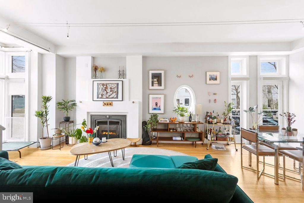 2131 10th Street Northwest, Unit 2 Washington, DC 20001 - Photo 4 of 33 Living & Dining Area