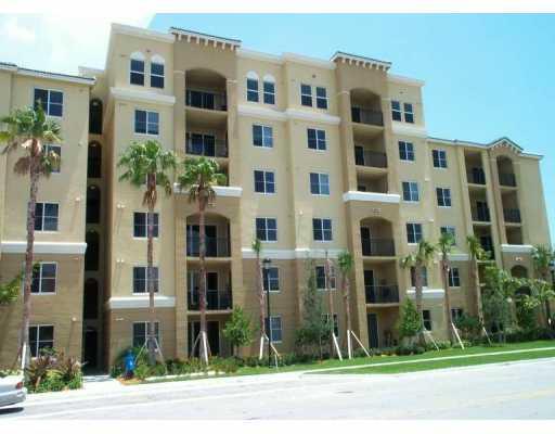 1690 Renaissance Commons Boulevard, Unit 1508 Boynton Beach, FL 33426 - Photo 1 of 14 Exterior Building