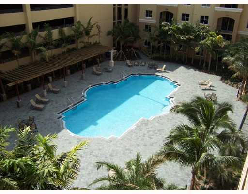 1690 Renaissance Commons Boulevard, Unit 1508 Boynton Beach, FL 33426 - Photo 10 of 14 Villa Lago Pool 3