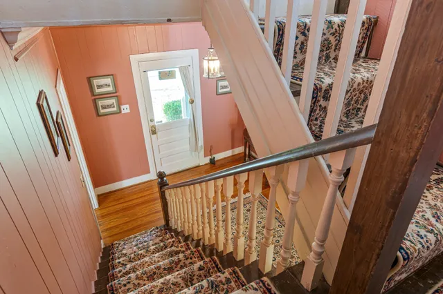 a view of yard and mountain view
