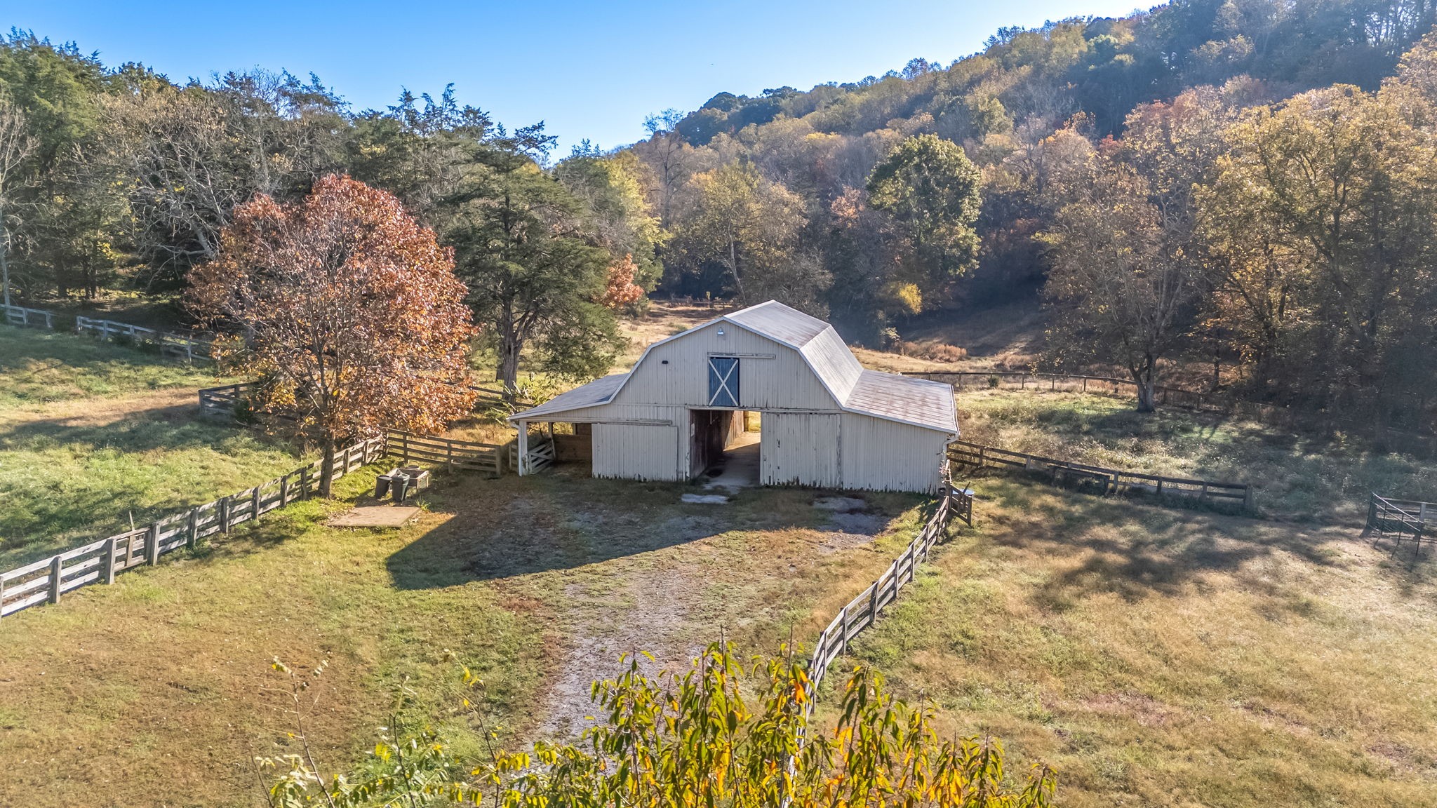 4923 Blue Creek Road Lynnville, TN 38472 - Photo 44 of 69 a view of a house with a yard