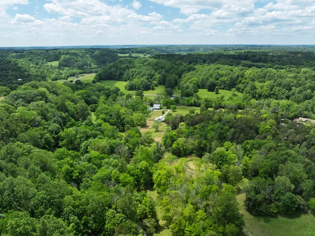 $1,295,000 | 4923 Blue Creek Road, Lynnville, TN 38472