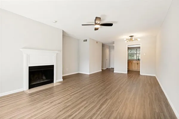 $1,499 | 2535 Wedglea Drive, Unit 224, Dallas, TX 75211