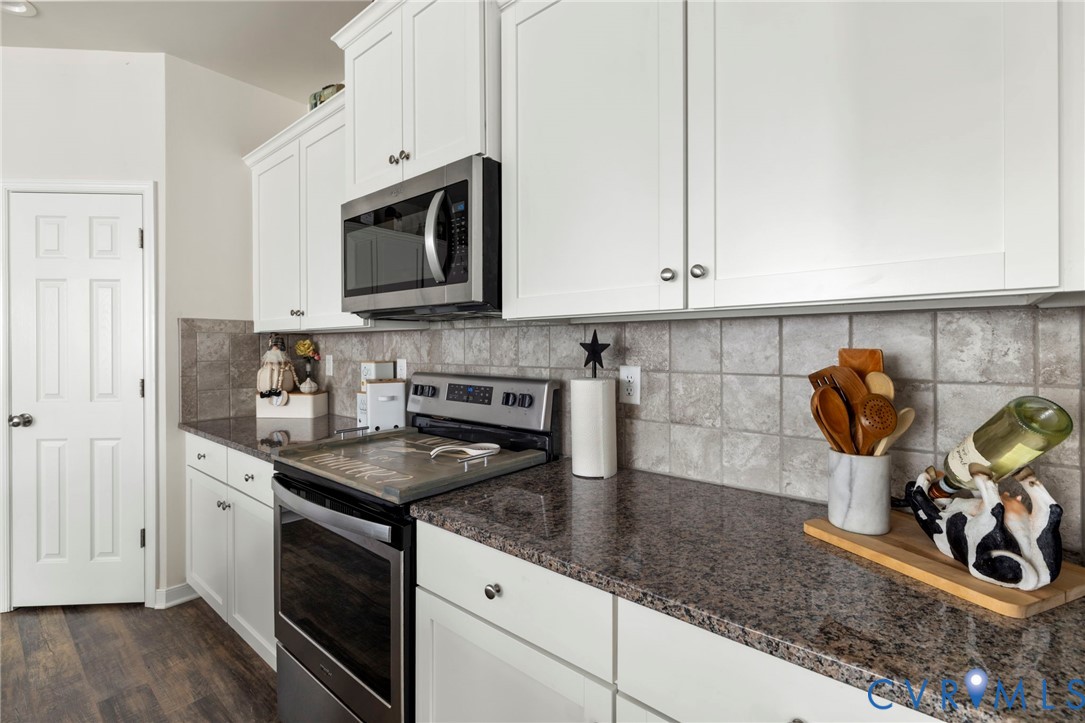 11177 Creeks Edge Road New Kent, VA 23124 - Photo 12 of 39