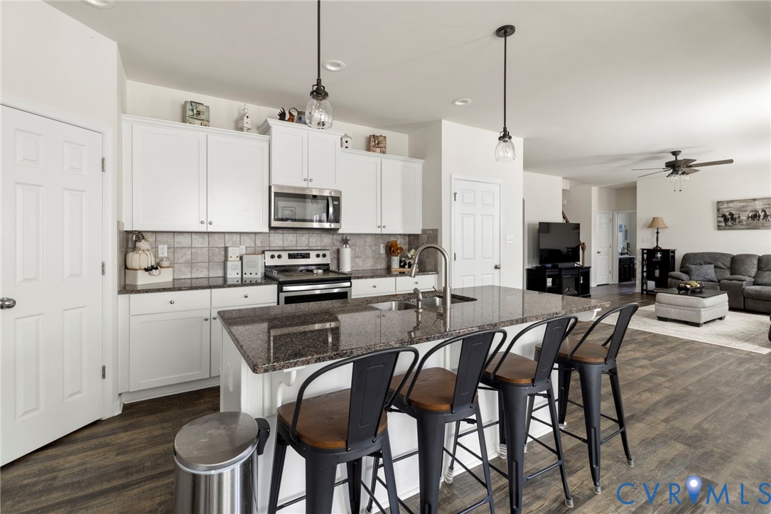 11177 Creeks Edge Road New Kent, VA 23124 - Photo 16 of 39