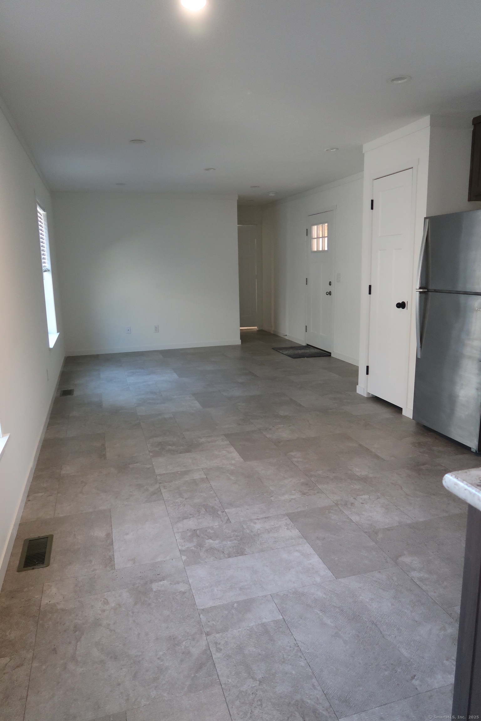 936 Main Street, Unit 14 Winchester, CT 06098 - Photo 3 of 9