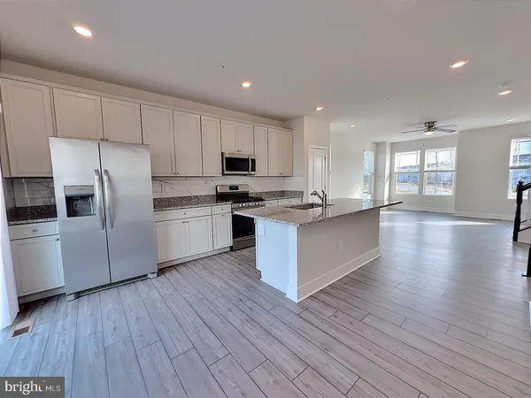 $2,999 | 1710 Huber Road, Essex, MD 21221