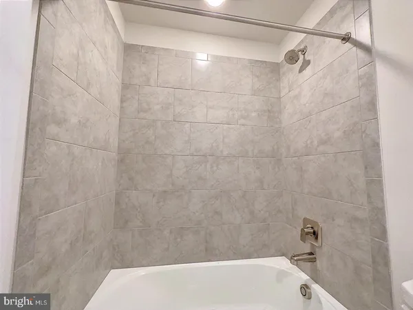 $2,999 | 1710 Huber Road, Essex, MD 21221