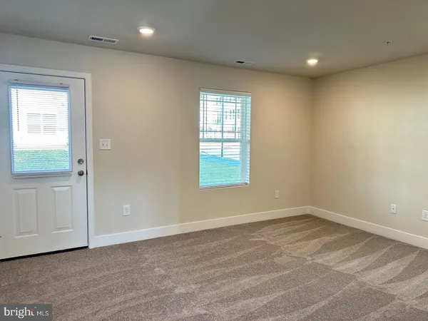 $2,999 | 1710 Huber Road, Essex, MD 21221