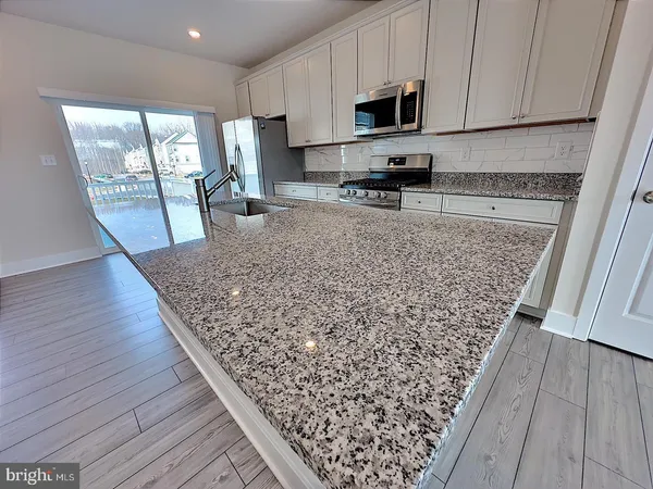 $2,999 | 1710 Huber Road, Essex, MD 21221