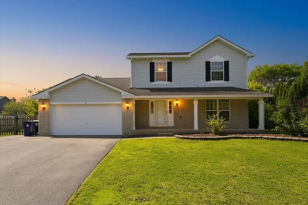 $435,000 | 1 Regal Court, Algonquin, IL 60102