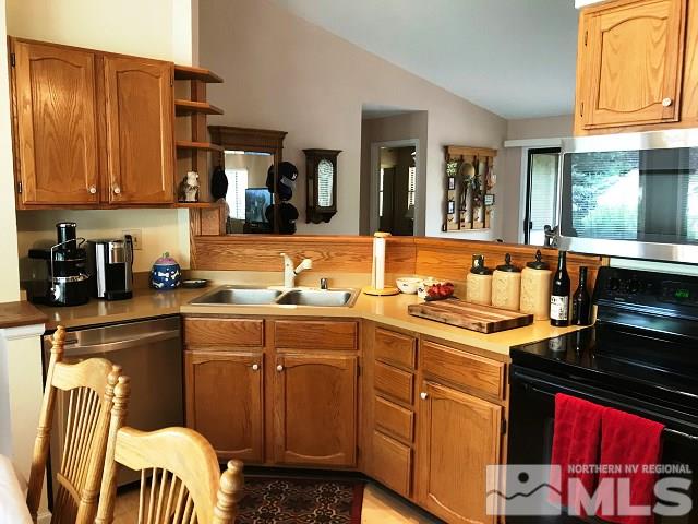 390 Cliff View Drive Reno, NV 89523 - Photo 6 of 25 Photo 6