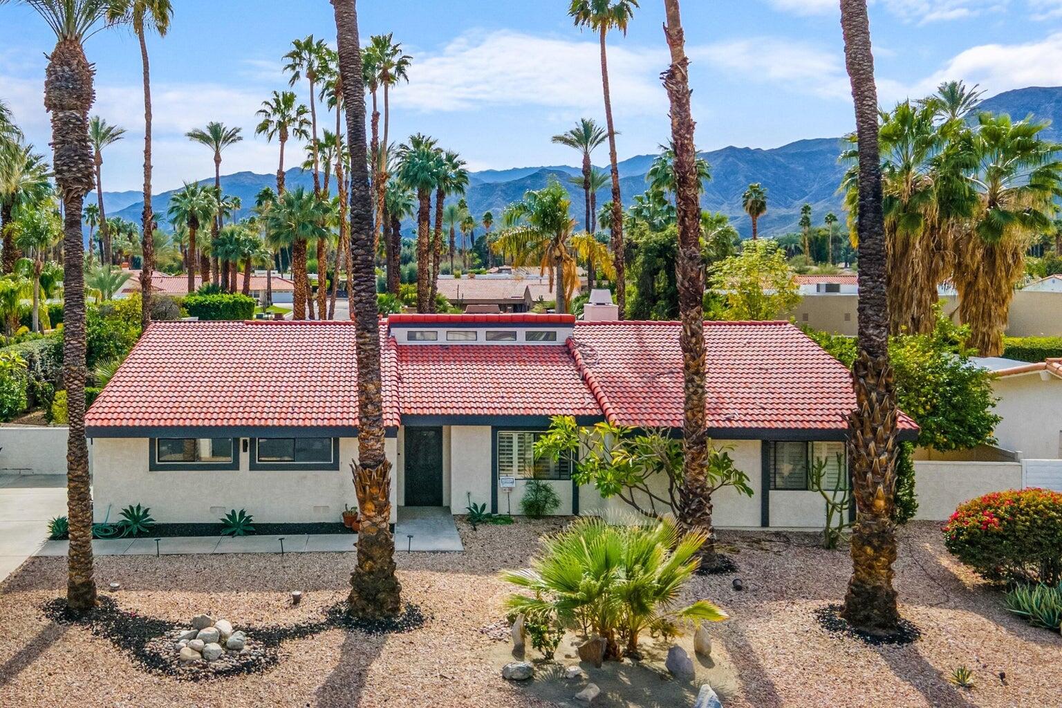 70451 Cobb Road Rancho Mirage, CA 92270 - Photo 3 of 23 20260128180355320581000000-o
