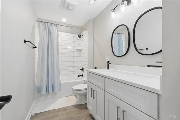 $725,000 | 1351 West Crossing Drive, Forest, VA 24551