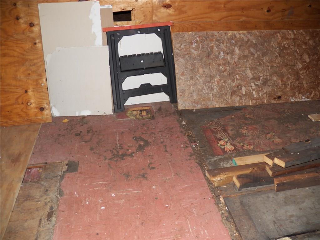 1167 Butler Road Worthington, PA 16262 - Photo 13 of 25