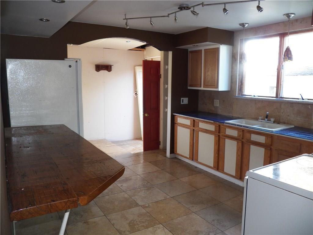 1167 Butler Road Worthington, PA 16262 - Photo 3 of 25