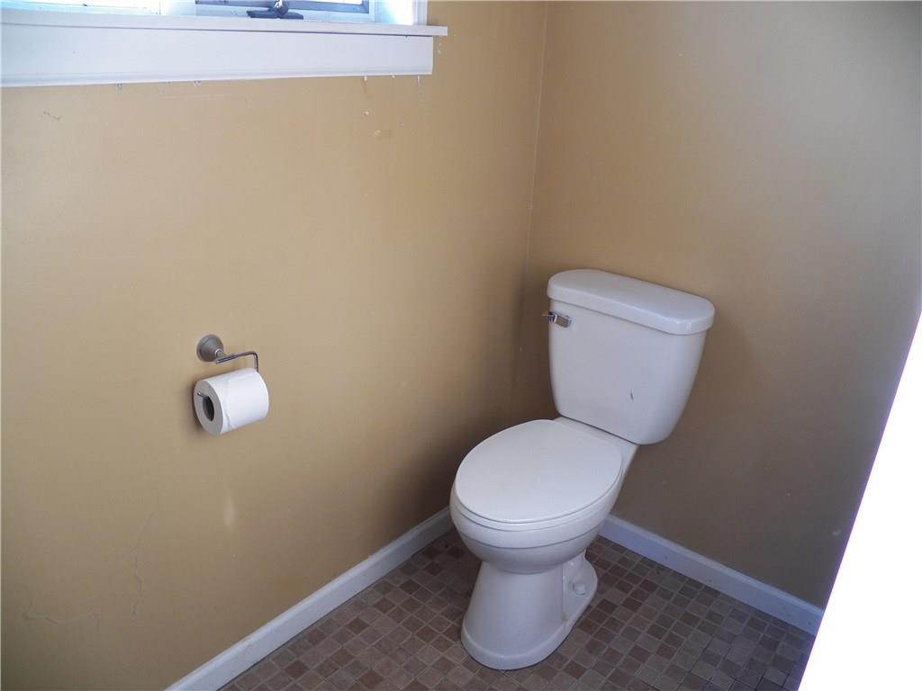 1167 Butler Road Worthington, PA 16262 - Photo 9 of 25