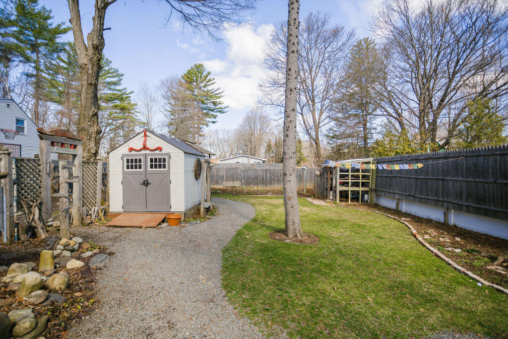 140 Maple Avenue Farmington, ME 04938 - Photo 41 of 63 taylor-kaminsky-photo-35
