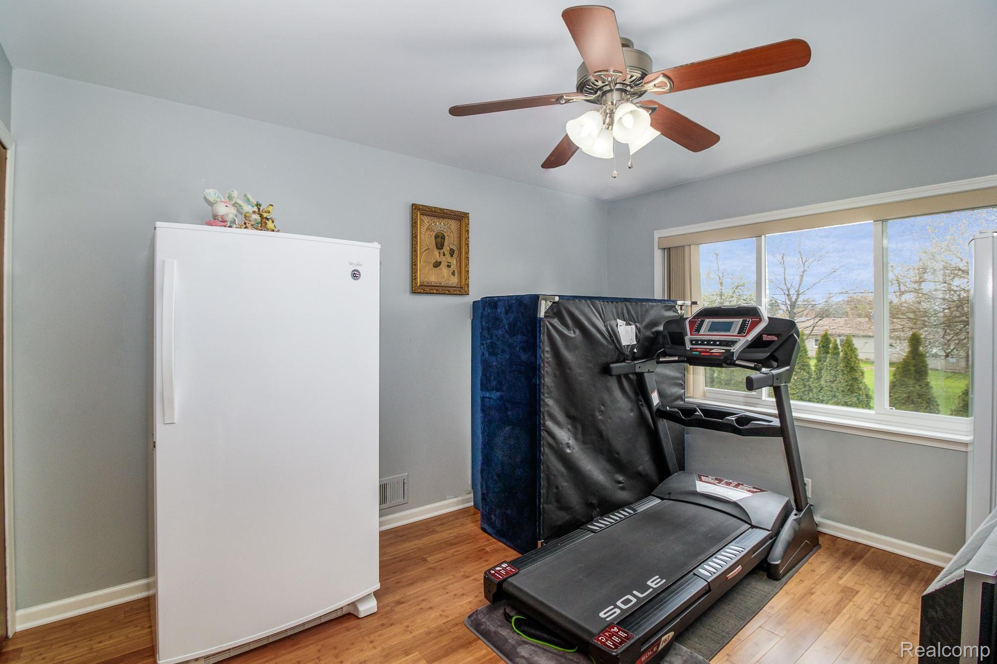 71 Montmorency Road Rochester, MI 48307 - Photo 18 of 29 0N2A6589-Edit.JPG