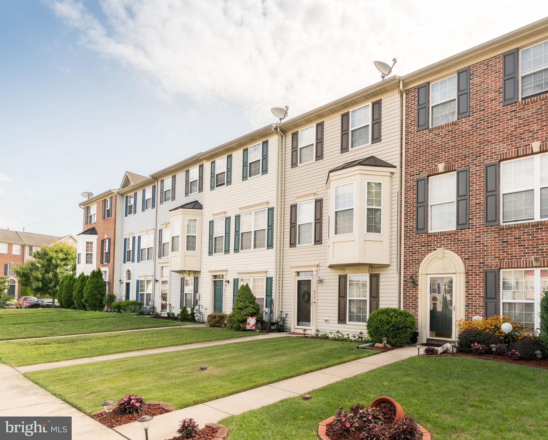 675 Hunting Fields Road Baltimore, MD 21220 - Photo 1 of 20 Exterior (Front)
