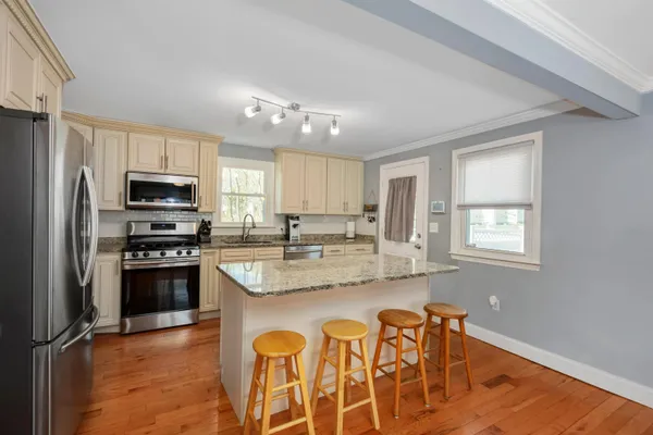 $575,000 | 2 Forge Drive, Nashua, NH 03060