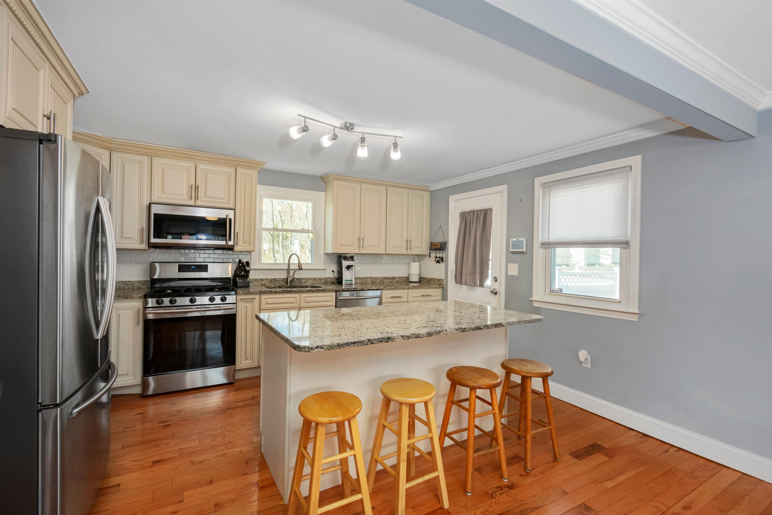 2 Forge Drive Nashua, NH 03060 - Photo 13 of 39