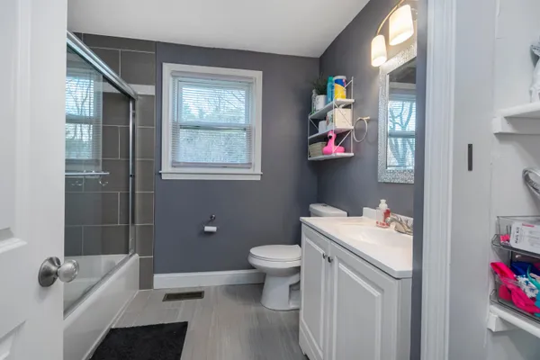 $575,000 | 2 Forge Drive, Nashua, NH 03060