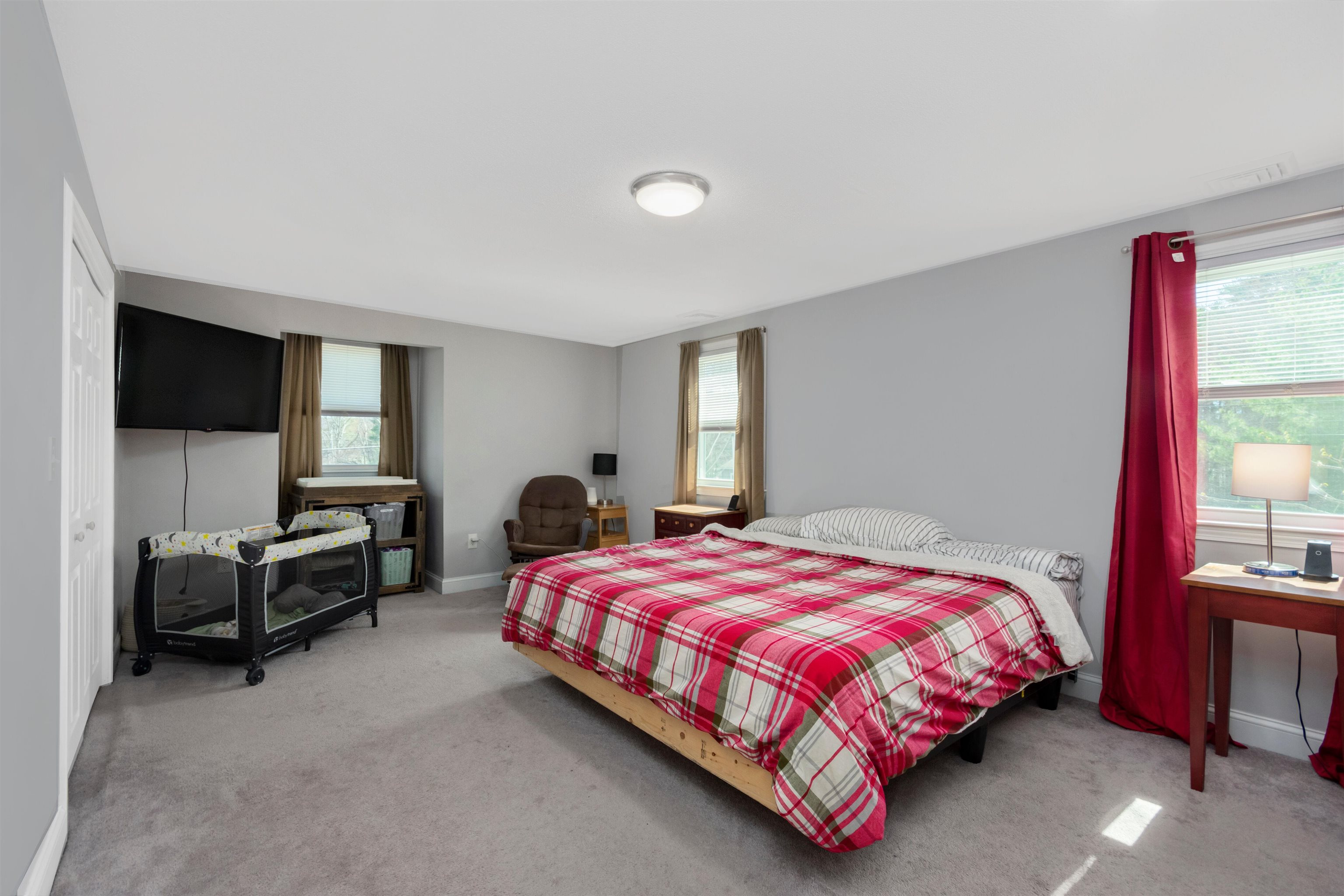 2 Forge Drive Nashua, NH 03060 - Photo 25 of 39