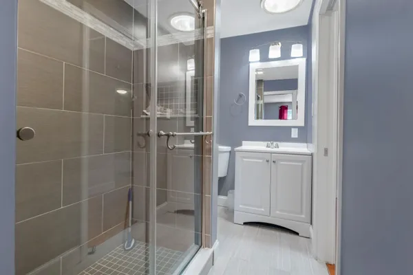 $575,000 | 2 Forge Drive, Nashua, NH 03060