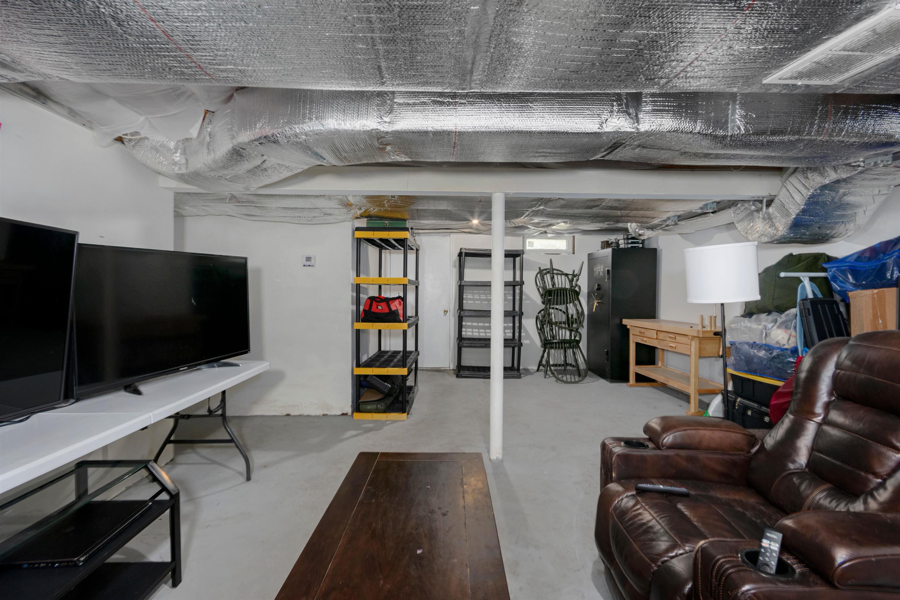 2 Forge Drive Nashua, NH 03060 - Photo 33 of 39