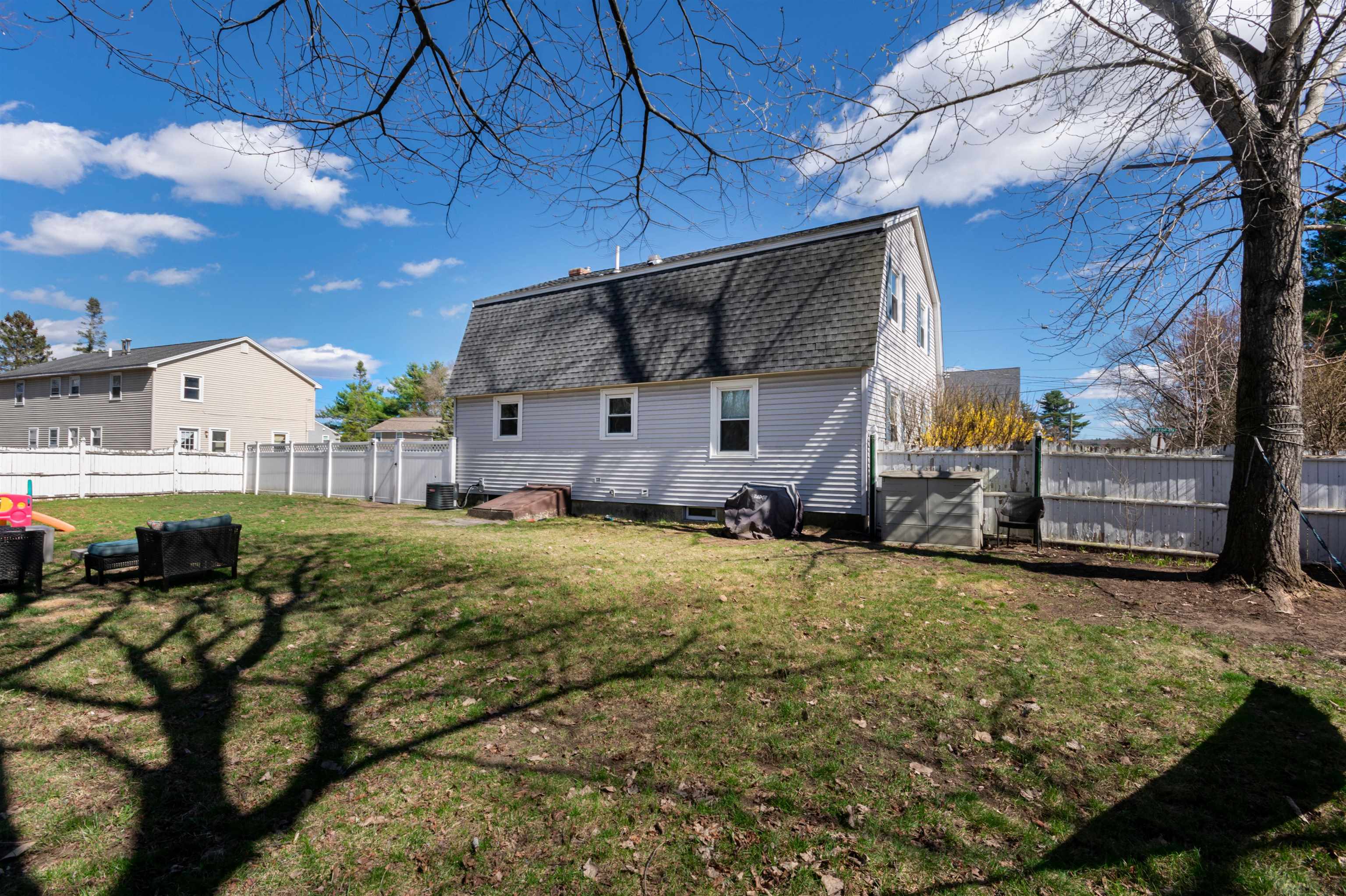 2 Forge Drive Nashua, NH 03060 - Photo 37 of 39