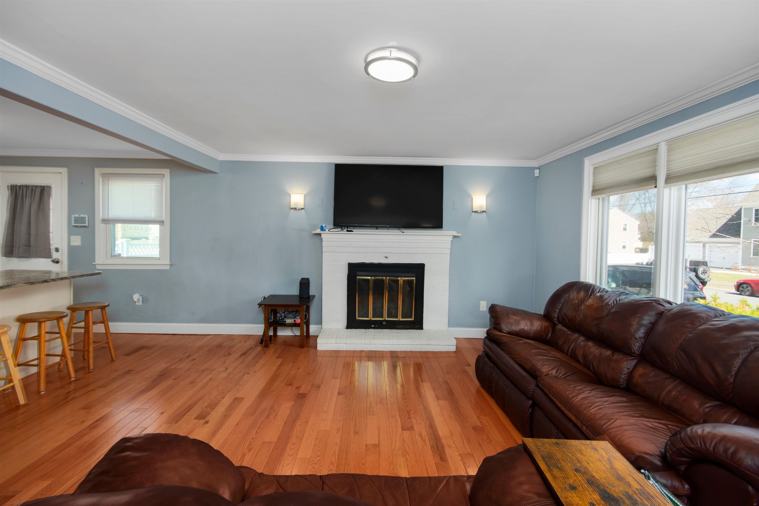 2 Forge Drive Nashua, NH 03060 - Photo 6 of 39