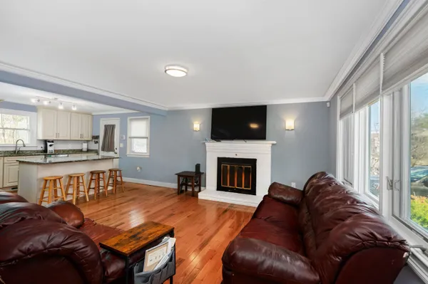 $575,000 | 2 Forge Drive, Nashua, NH 03060