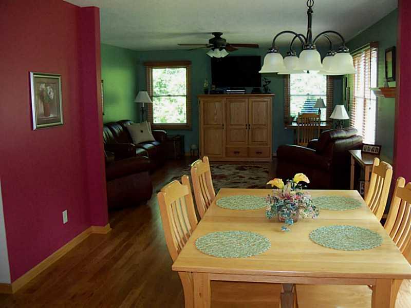 110 Shenango Road New Castle, PA 16105 - Photo 9 of 25 Dining Room.
