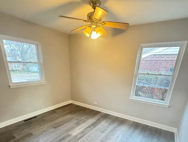 $459,000 | 758 Kenilworth Avenue, Glen Ellyn, IL 60137